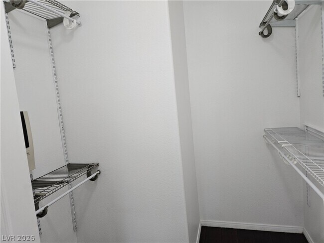 Building Photo - 7349 Trialside Park Ct