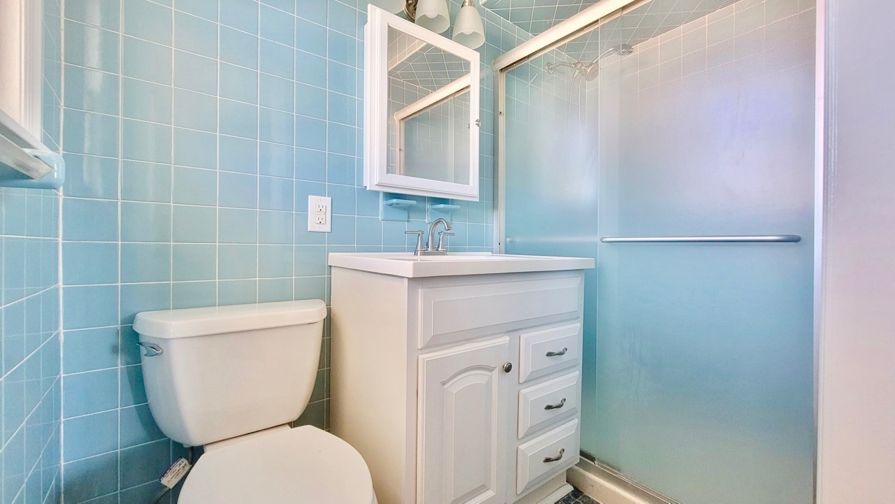 Primary Full Bathroom #1 - 24 Gall Ave