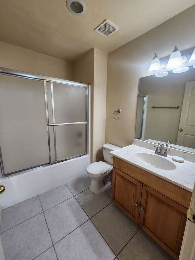 Building Photo - Great Home Close to Downtown **$150 off 1st Month Rent Move In Special**