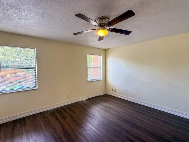 Building Photo - 4567 NW 90th Ave