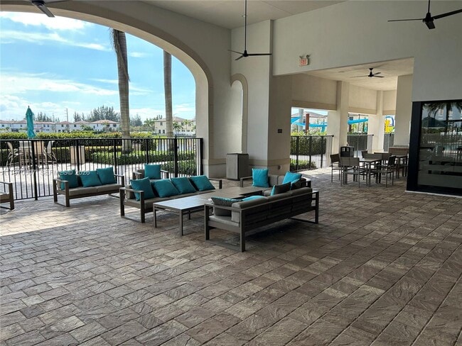 Building Photo - 10371 West 33rd Ct