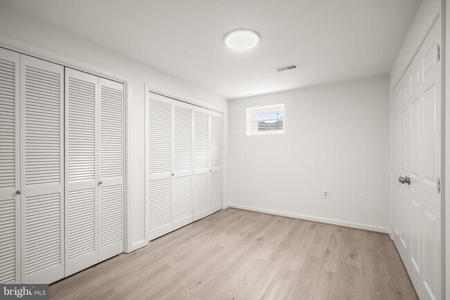 Building Photo - 7109 Radnor Rd