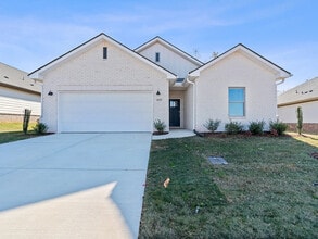 Building Photo - 14557 Mountain Strm Dr