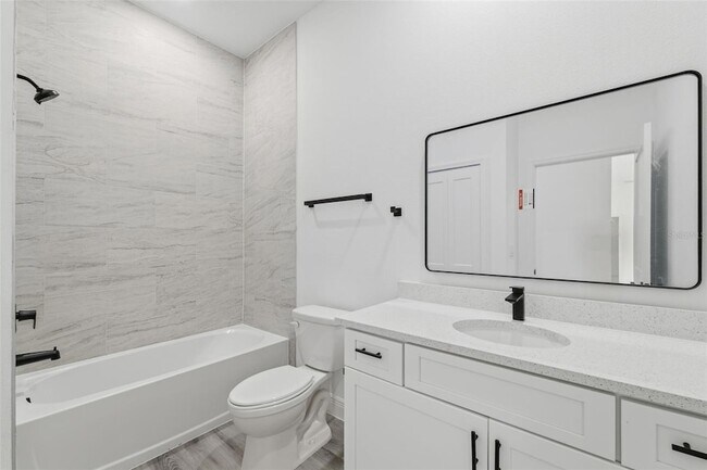 Building Photo - 13505 SW 81 Cir