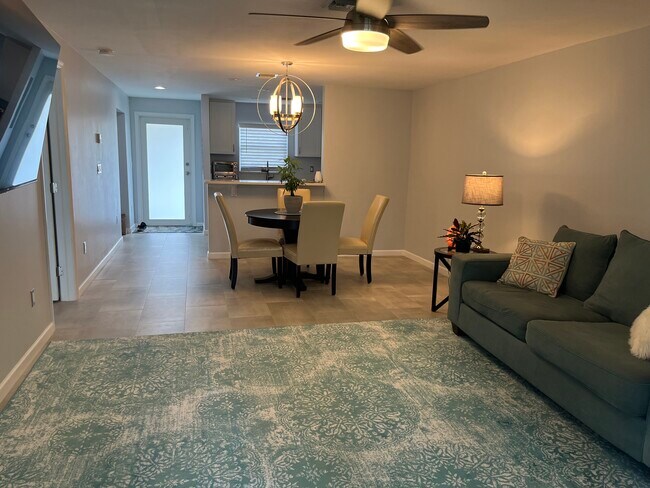 Building Photo - 401 SW Natura Ave