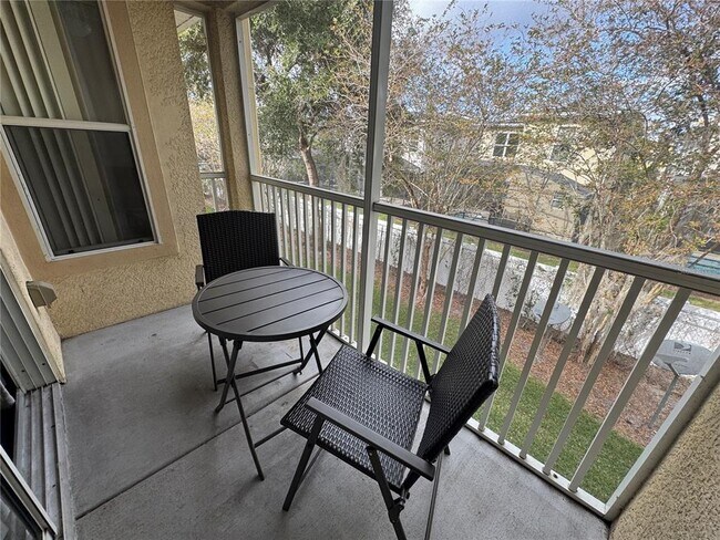 Building Photo - 2802 Club Cortile Cir
