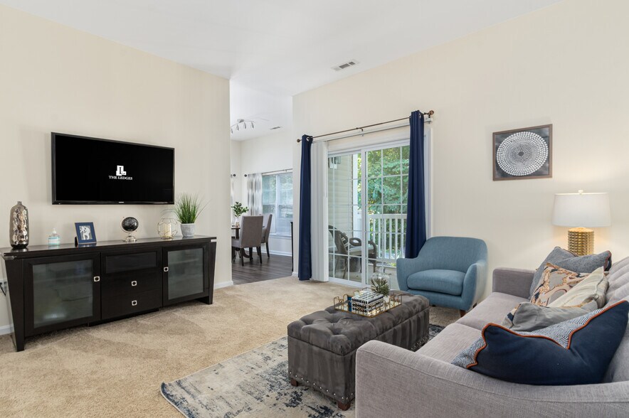 The Ledges at Johnston 125 Federal Way Johnston RI 02919 Apartment