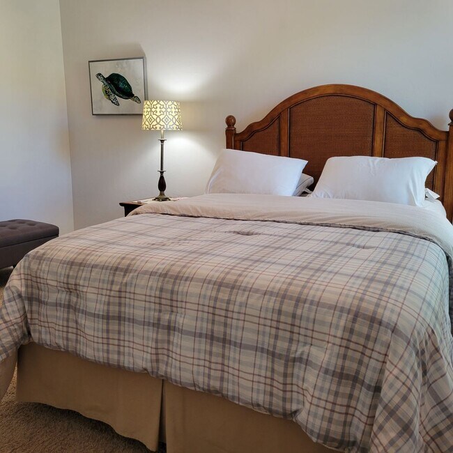 Building Photo - BACK ON THE MARKET-Seasonal/short term 3/2 updated condo in Osprey not far from the beach!