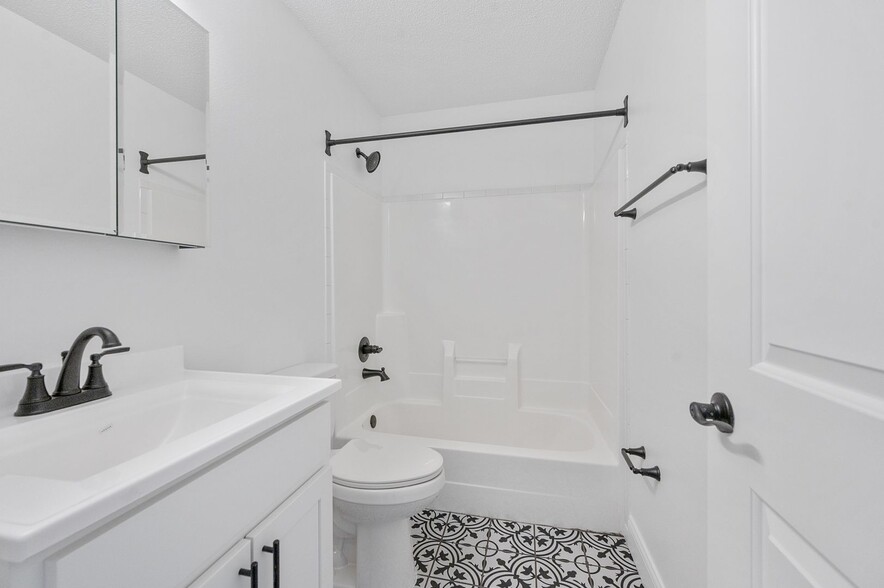 Interior Photo - https://estatesofcamelot.prospectportal.com/