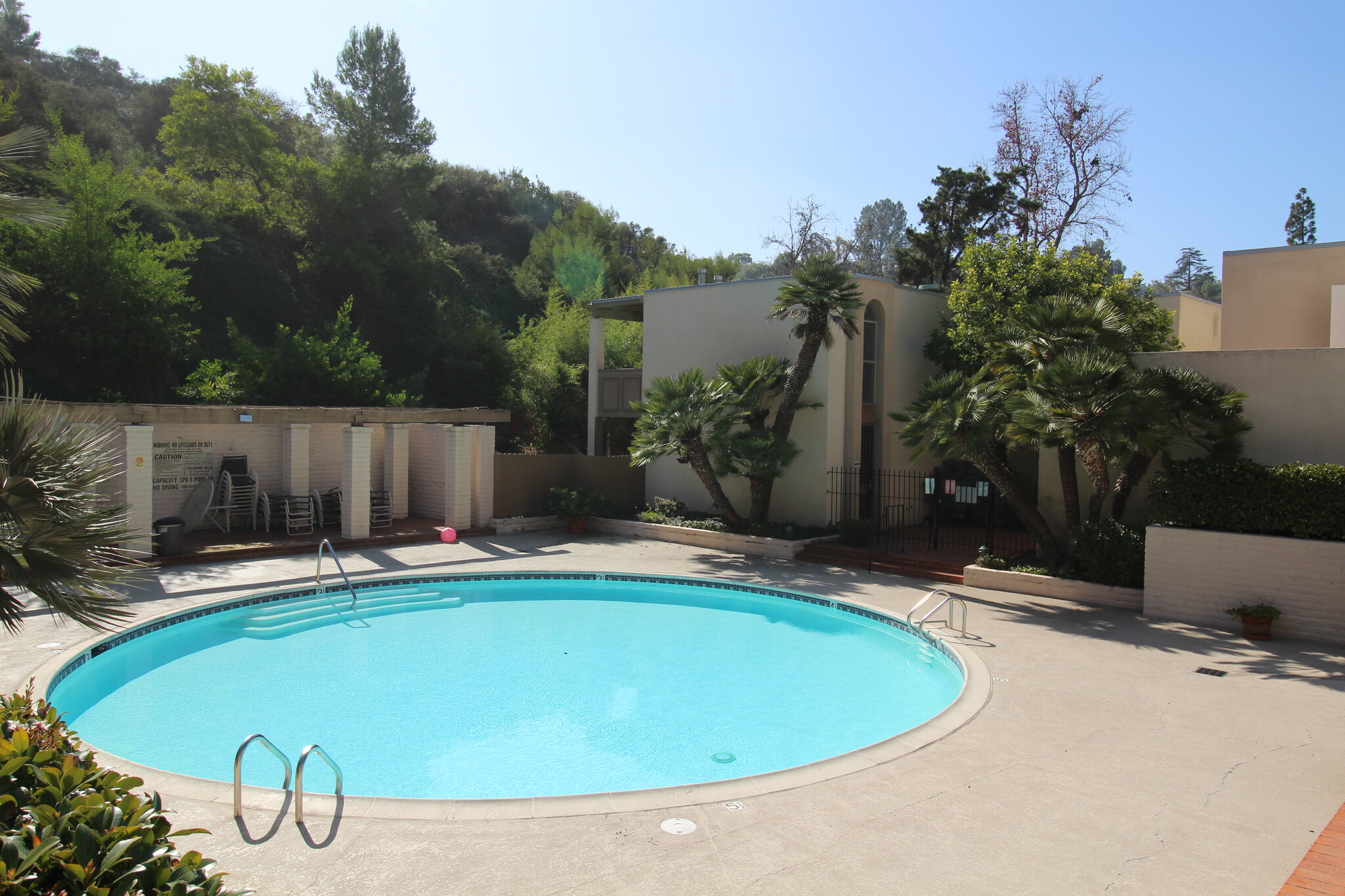 Building Photo - 4879 Collwood Blvd