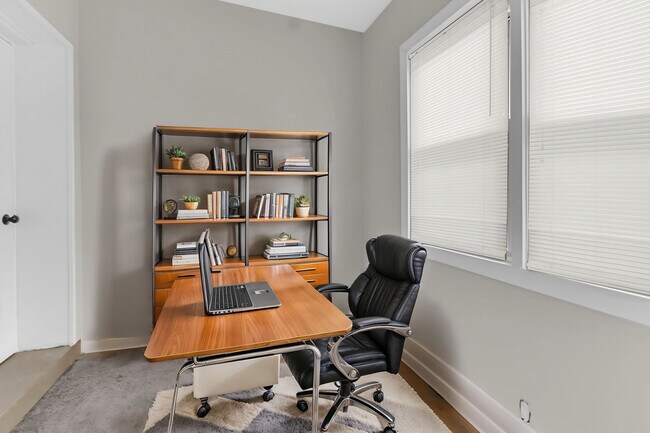 Building Photo - 8042 S Champlain Ave