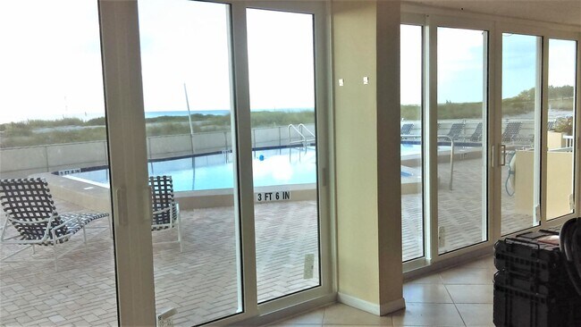 Building Photo - GREAT PRICE!  Gulf Horizon, Gulf Front, 2BR/2BA 1st Floor Condo