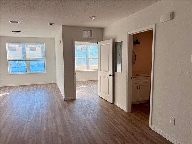 Building Photo - 3601 6th St S