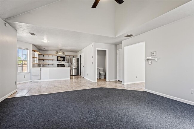 Building Photo - 1297 Quail Hunt Dr