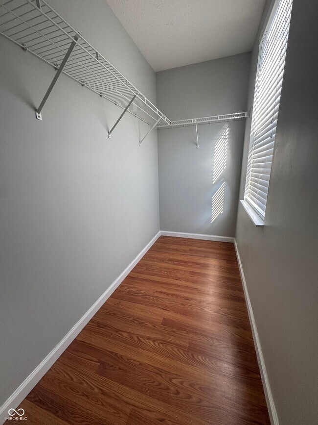 Building Photo - 7308 Wellwood Dr