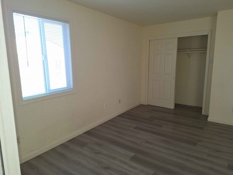 Primary Photo - 7762 Lytle St