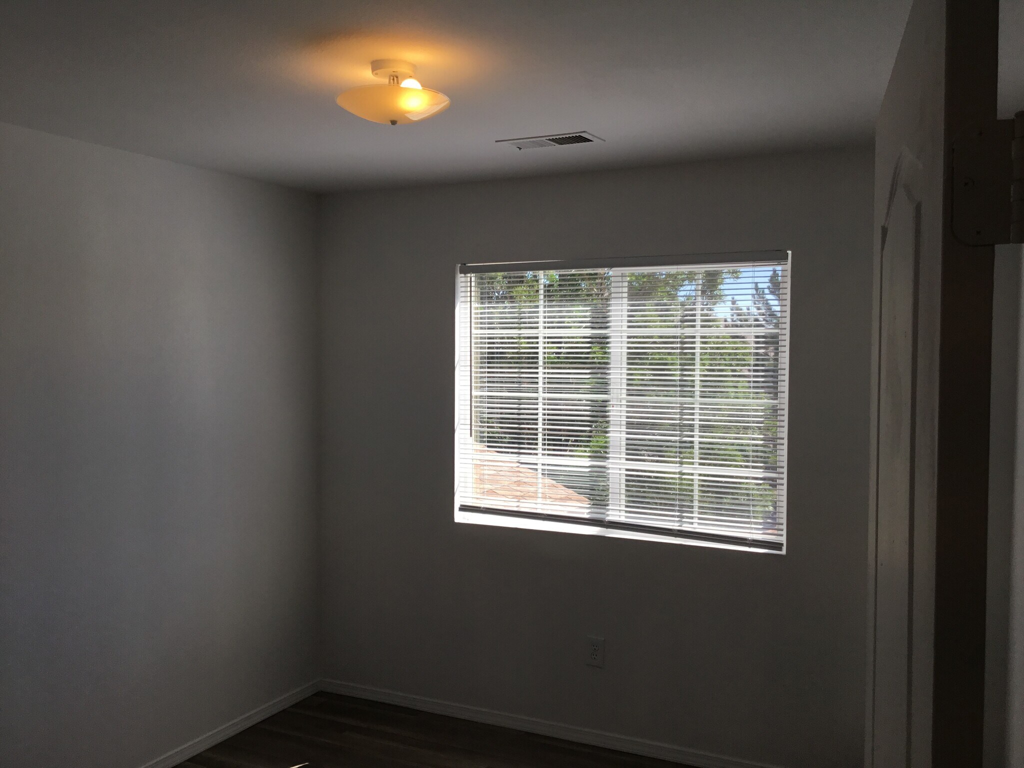 Building Photo - 3833 Oasis Springs Rd NE