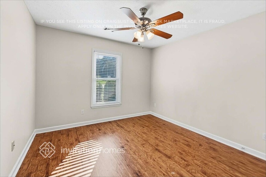 Building Photo - 730 Wilkes Dr