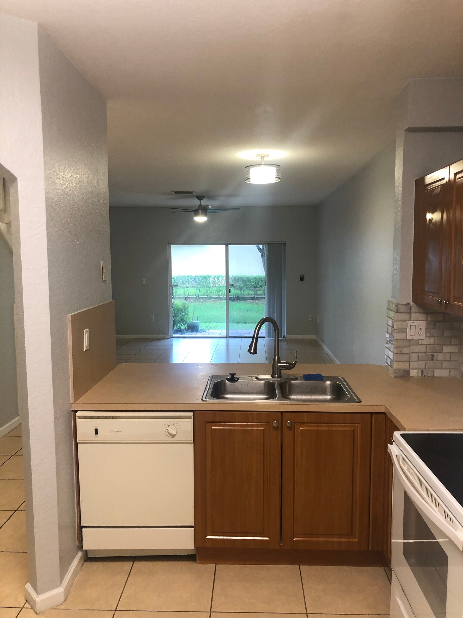 Old Dishwasher shown - 7937 Tuscany Ct