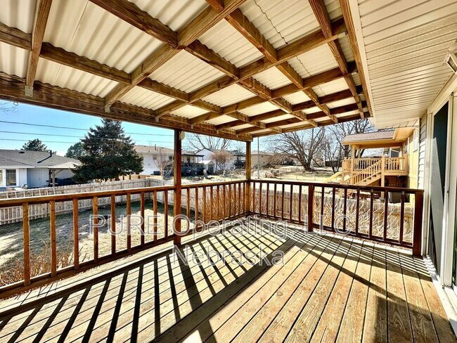 Building Photo - 20215 Pinkney St