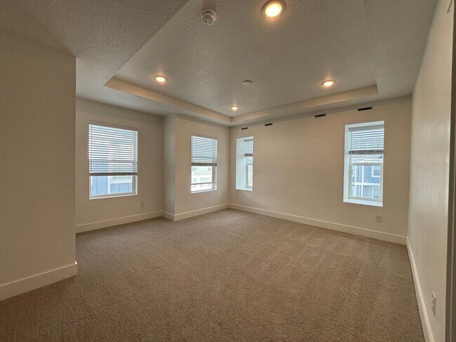 Building Photo - 3469 Arabella Ct