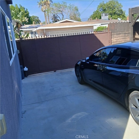 Building Photo - 16043 San Fernando Mission Blvd