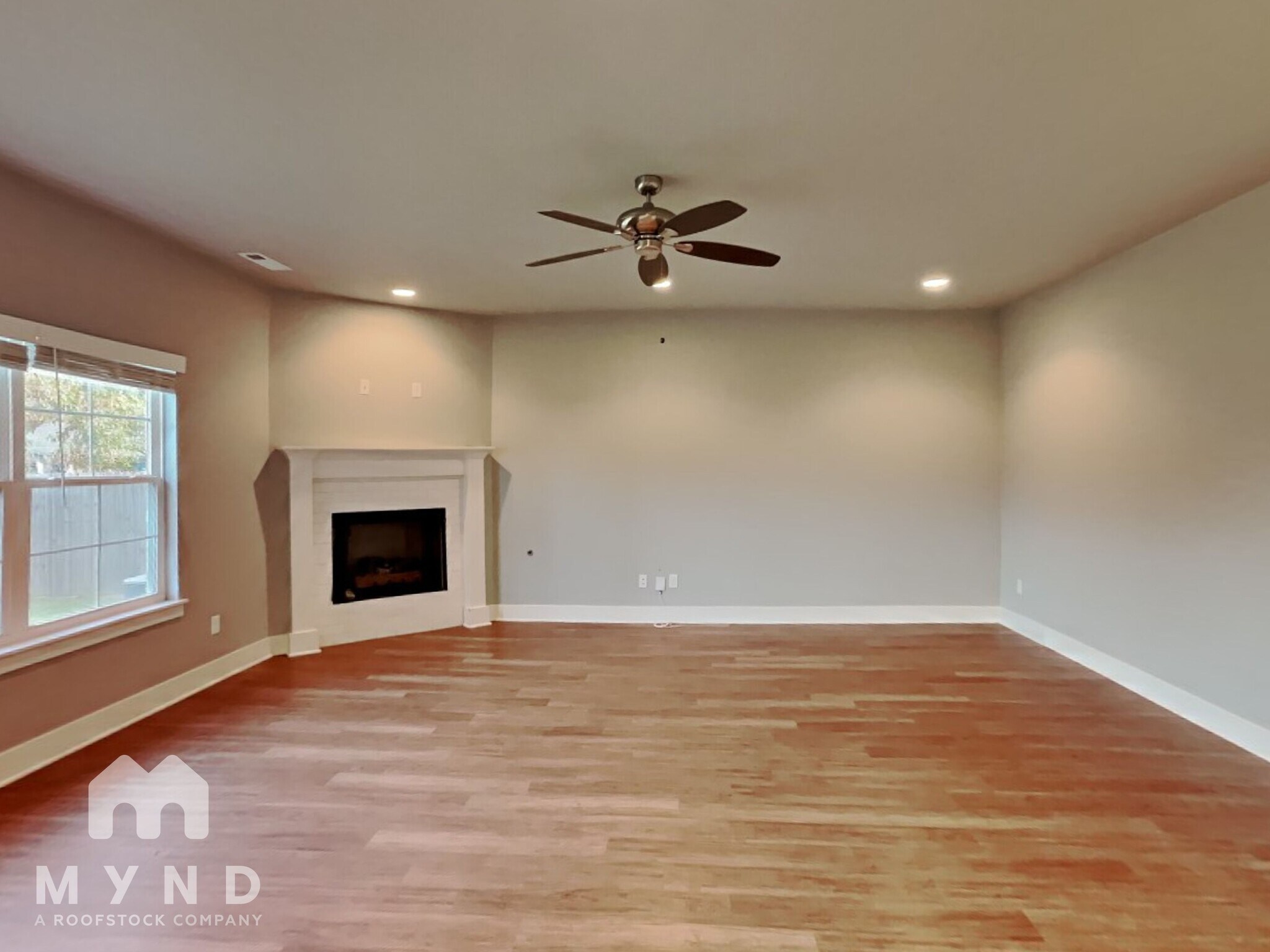 Building Photo - 3265 Rosecomb St