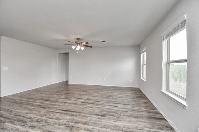 Building Photo - 5342 Prairie Dog Fork Ln