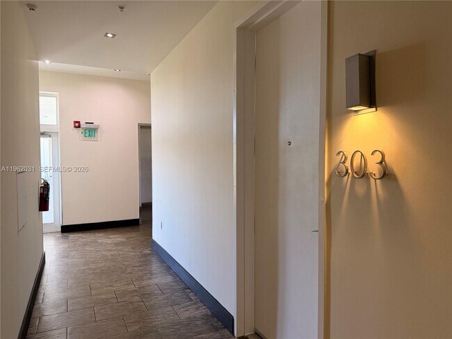 Building Photo - 6701 Biscayne Blvd