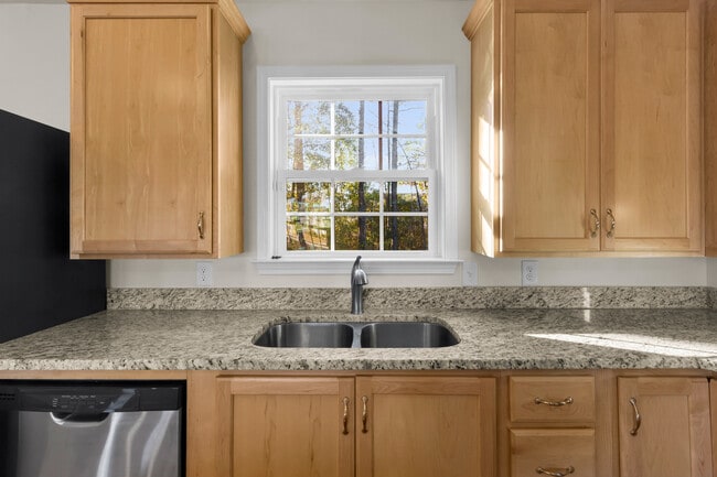 Building Photo - 213 Church Hill Ct