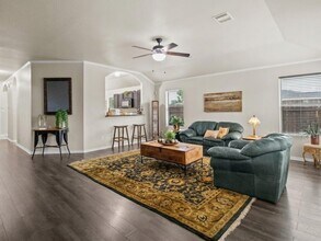 Building Photo - 301 Turquoise Trade Dr