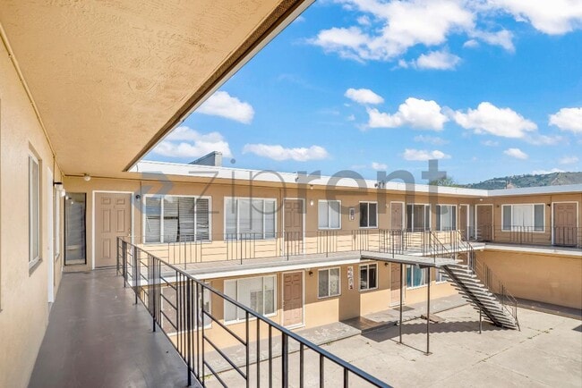 Building Photo - 7630 Lockwood St