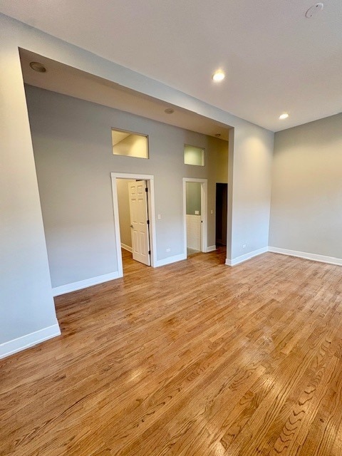 Building Photo - 825 W Armitage Ave