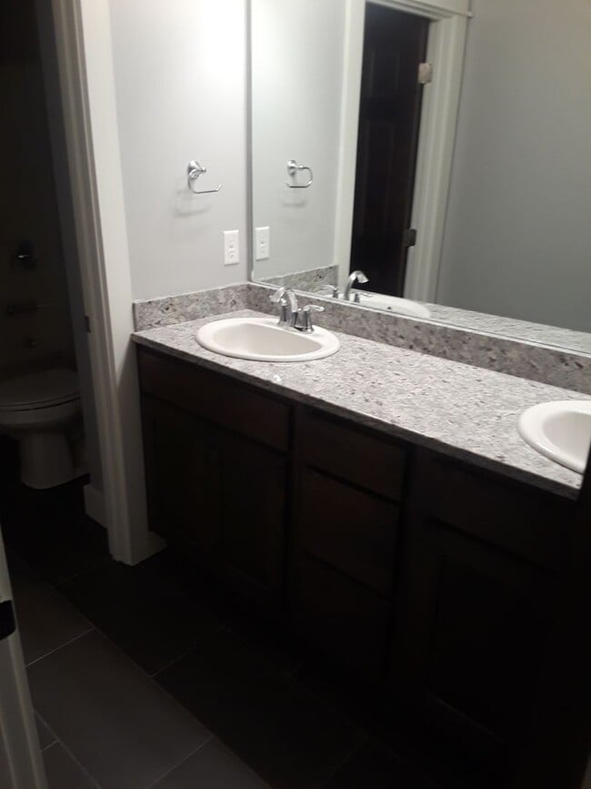 Building Photo - 2928 Warbler Way