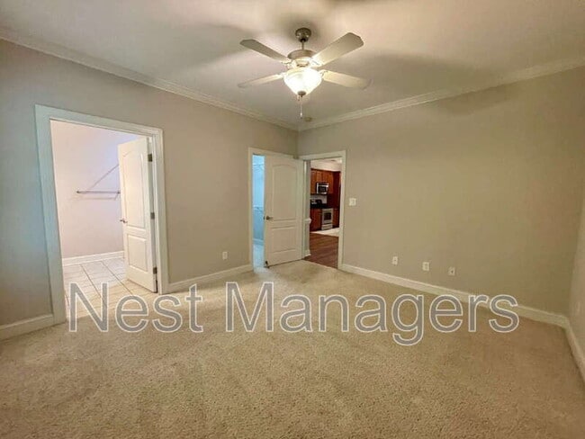 Building Photo - 206 Fountainhead Ln