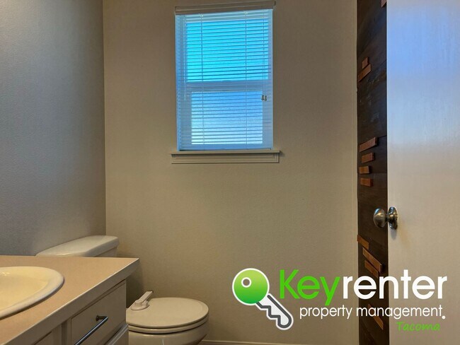 Building Photo - Fern Hill Family Home: Jack & Jill Bath, F...