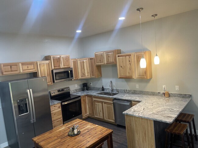 Building Photo - 8561 W Cormorant Way