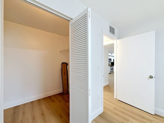Building Photo - Super Cozy 2 bedroom in Desirable Neighborhood in coconut creek