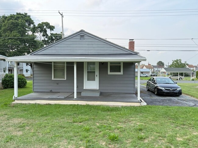 Building Photo - 1722 Walnut St