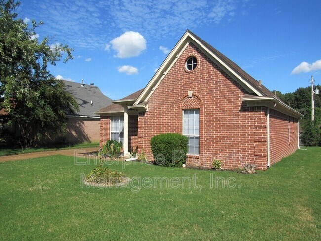 Building Photo - 3794 Walden Meadow Dr