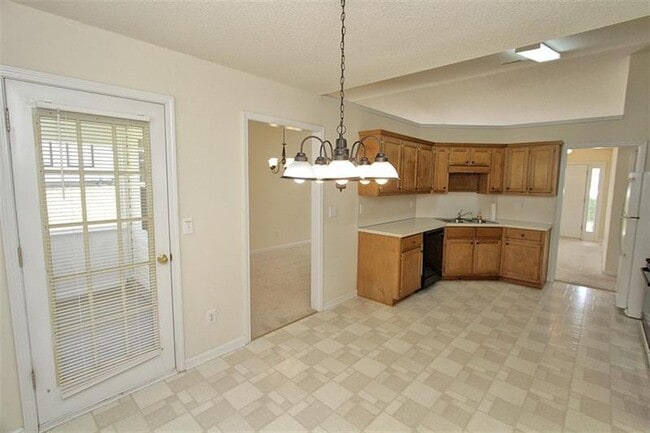 Building Photo - 2510 Fort Daniels Dr NE