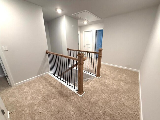 Building Photo - 401 Lanier Cir