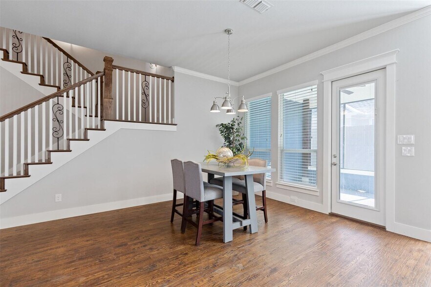 Building Photo - 406 Hearth Terrace