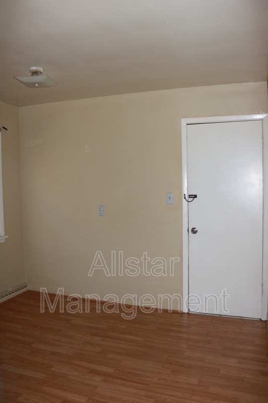 Building Photo - 26601 Lakeshore Blvd