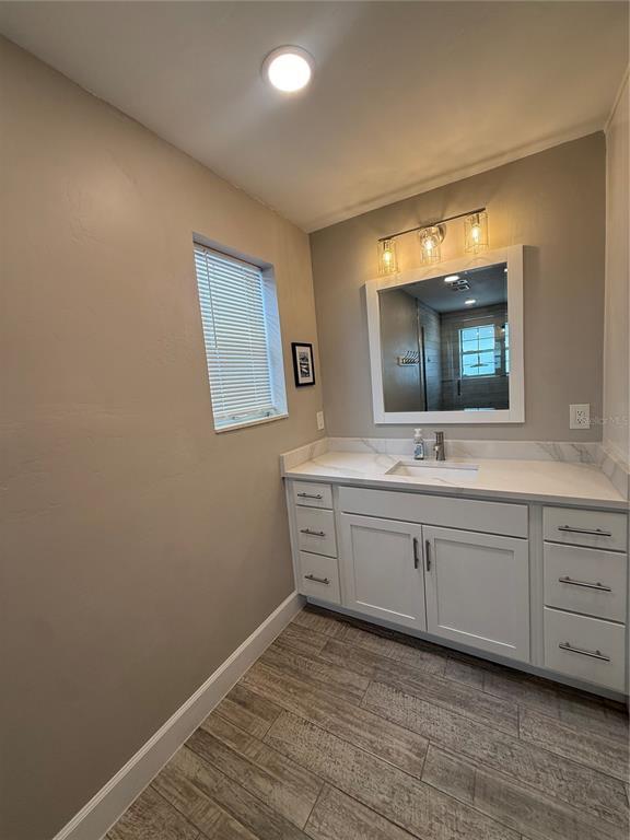 Building Photo - 509 N Peninsula Ave