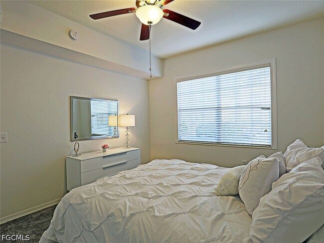 Building Photo - 15645 Ocean Walk Circle