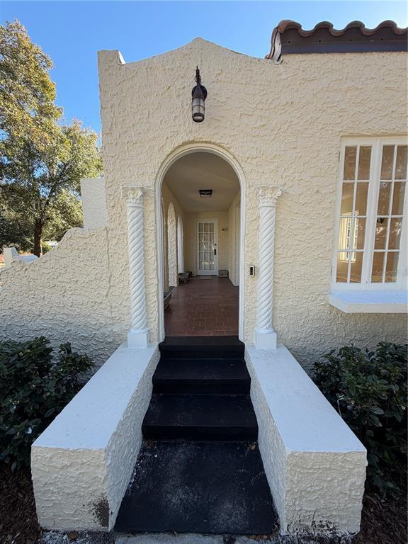 Building Photo - 48 Harvard St