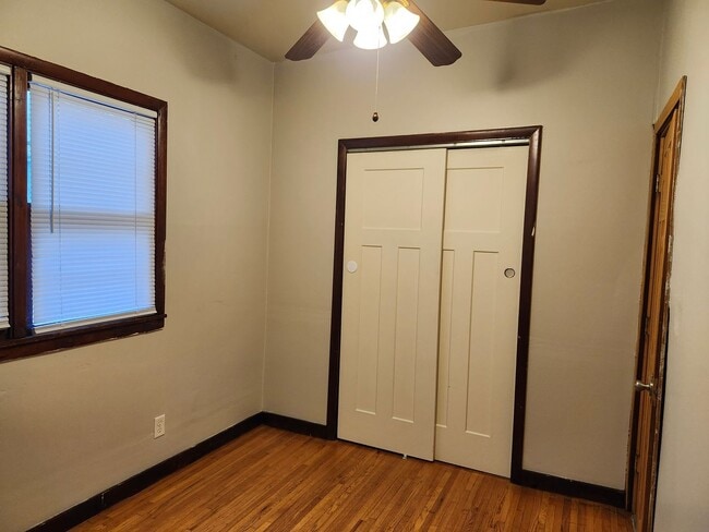 Interior Photo - 1552 Edmund Ave