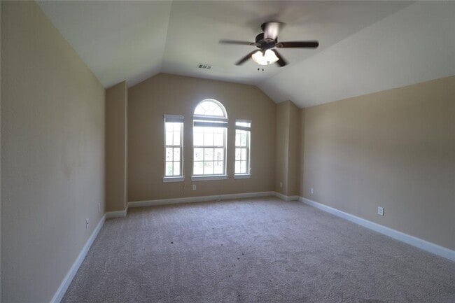 Building Photo - 8411 Creekside Timbers Dr