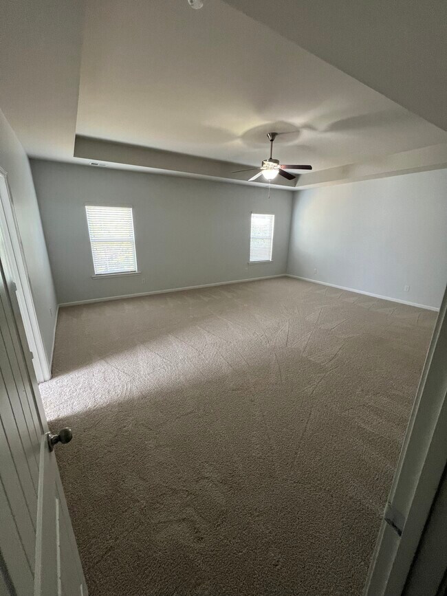 Building Photo - 118 Celebration Song